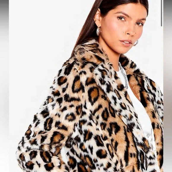 Grrrl Power Faux Fur Leopard Coat - Picture 2 of 4